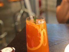 西柚四季春茶-机器人火炉披萨