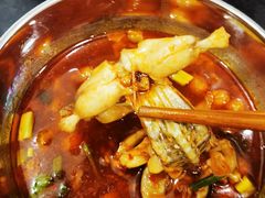-鸿顺老铁锅美蛙鱼府(解放碑店)