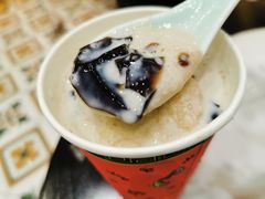 绿豆牛乳冰-裕莲楼(环球港店)