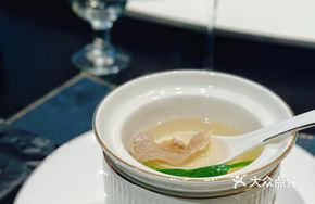 Dandong Tomato with Wagyu Beef