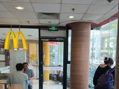 -麦当劳(虹梅路地铁站店)