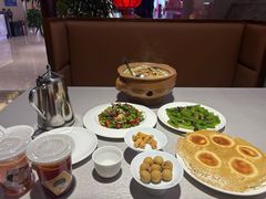 -郑庄脂渣海鲜楼(九水路店)