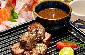 Frost-Season Snowflake Beef Stone Plate Grill