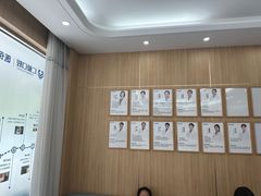 -上海仁爱医院口腔科 · 种植