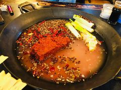 -星鸿社重庆老火锅(燃灯寺分店)