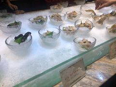 -半岛翡丽海鲜自助餐厅(观风亭店)
