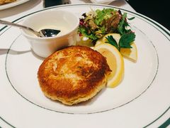 招牌蟹肉饼-Wolfgang’s Steakhouse 沃夫冈牛排馆(上海白玉兰广场店)