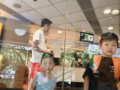 -麦当劳(东方时代广场分店)