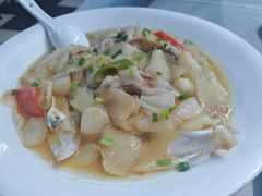 酸姜荞头蒸鱼头-海鲜街菜馆(海珠南路店)