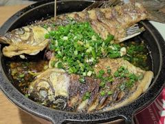 -聚鑫朋酸菜肥肠(文艺路口店)