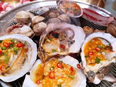 -围炉肉舍•炭烤活鳗•丹东海鲜烤肉(步行街店)