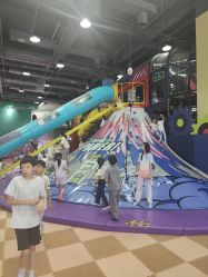 -欧酷世界动力星球(王府井奥莱UP TOWN店)