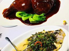 八宝葫芦鸭-屋里厢上海菜馆