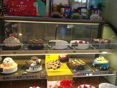 面包甜点陈列柜-DQ·蛋糕·冰淇淋(虹口龙之梦店)