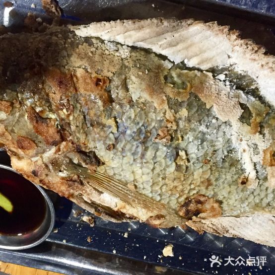 三联烧烤档