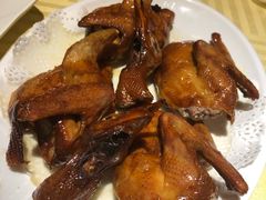 招牌烤乳鸽-石岐佬中山菜馆(张溪店)