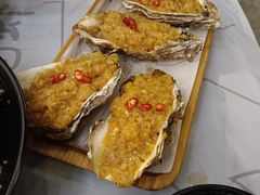 -石牌岭小亮蒸虾•湖北老字号(左岭店)