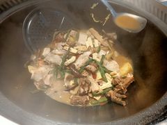 -袁小二大东北铁锅炖(吉祥村总部)