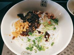麻辣牛肉拌粉套餐-三品王(广州南店)