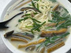 -三百碗宝应长鱼面(板仓街店)