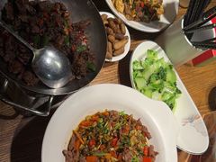 -爱碗亭·鲜炒湖南菜(壹城中心店)