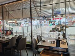 -左庭右院鲜牛肉火锅(浦江欢乐颂店)