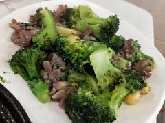 西兰花炒鸡什-文记壹心鸡(宝华路店)