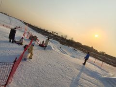 -华彬猛犸滑雪场