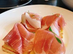-wineapp葡萄酒餐吧(外滩金融中心店)
