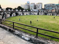 -石炮台公园