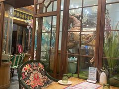 -秘密旅行Bonjour(黑金冠 江南西店)