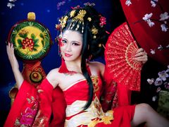 有凤来仪-九月鹰飞汉服摄影工作室