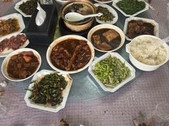-山里人家土菜馆(茅山店)