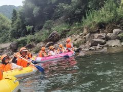 -安吉龙王山峡谷漂流
