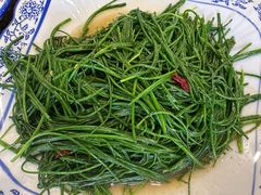 -老钟家烤羊排·敦伊阁清真餐厅胡羊焖饼