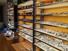-优医视平价眼镜超市蔡司依视路折扣(小马厂店)