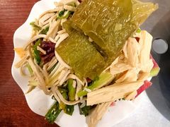 -聚首堂·特色小吃·肘子(什刹海德胜门店)