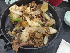 -撒拉人家.酸菜牦牛肉火锅