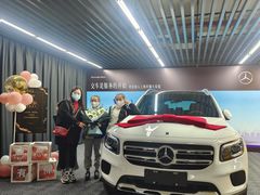 -上海星瀚奔驰4S店(红柳路店)