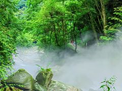 -西岭雪山大飞水景区