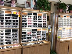 -视野联行眼镜·蔡司授权店(长白万象汇店)