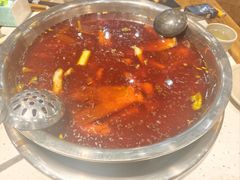 -肖肖酸萝卜鱼火锅(总店)