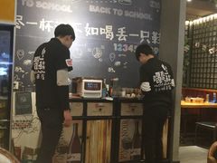 -喝丢一只鞋海鲜烧烤·海肠捞饭(文体街店)