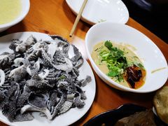 -宝瑞门钉肉饼店