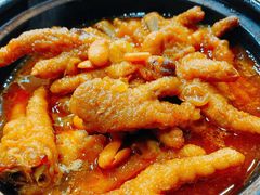 黄豆鸡爪煲-红灯笼龙凤饭店(宁波老字号店)