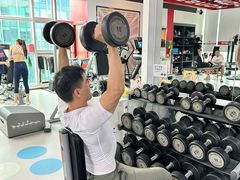 -懒人Club健身(卓越时代广场店)