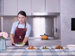 -天鹅到家·保姆月嫂育儿嫂(朝阳店)