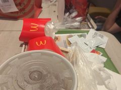 -麦当劳(欢乐谷店)