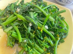 -覃记海鲜美食餐厅