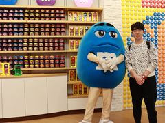 -m豆巧克力世界(上海世茂广场店)